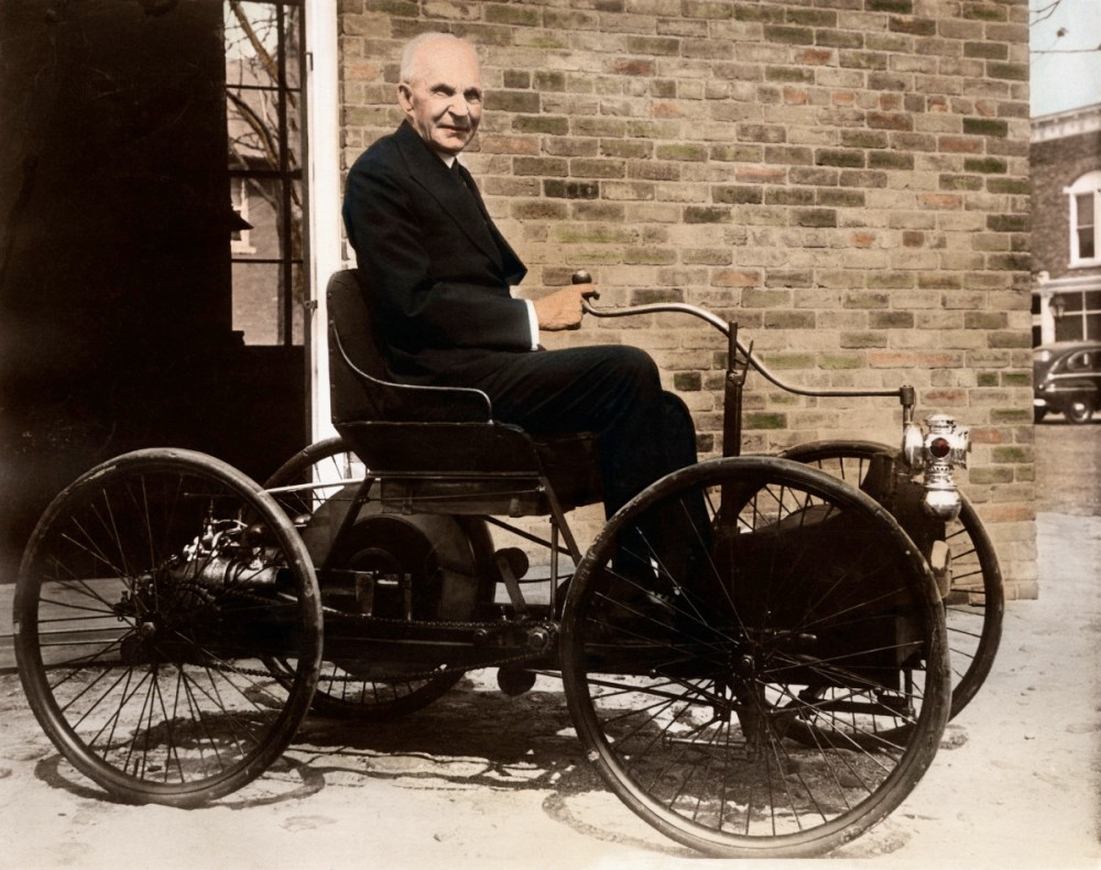 old-henry-ford-in-first-ford-car.jpg
