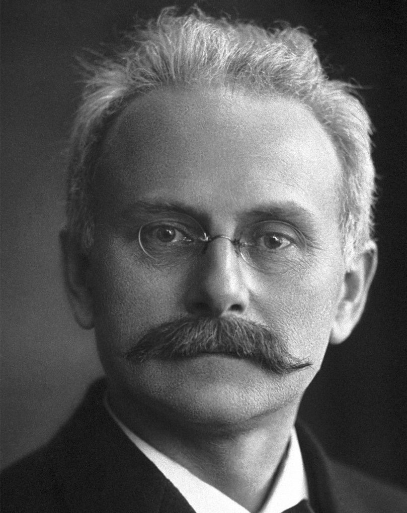 Dx0rOXoX0AEQLvX (1).jpg