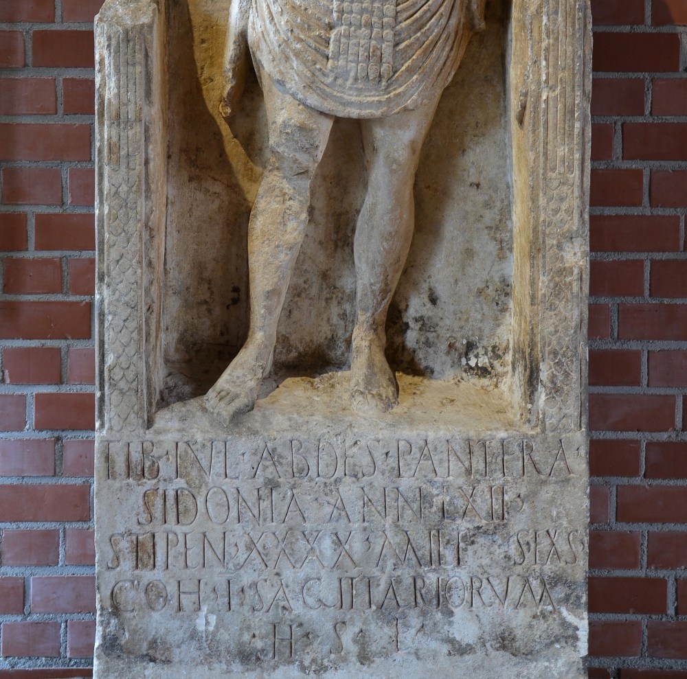Römerhalle,_Bad_Kreuznach_-_Tiberius_Iulius_Abdes_Pantera_tombstone.jpg